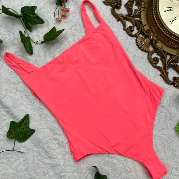 SKIMS Tops - Skims Body Suit